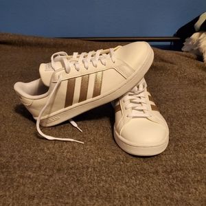Women's Adidas Grand Court Tennis Shoes